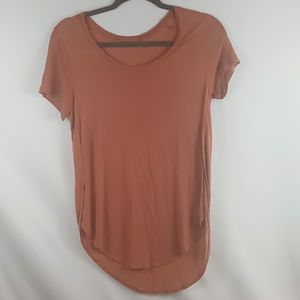 Womens size medium short sleeve top